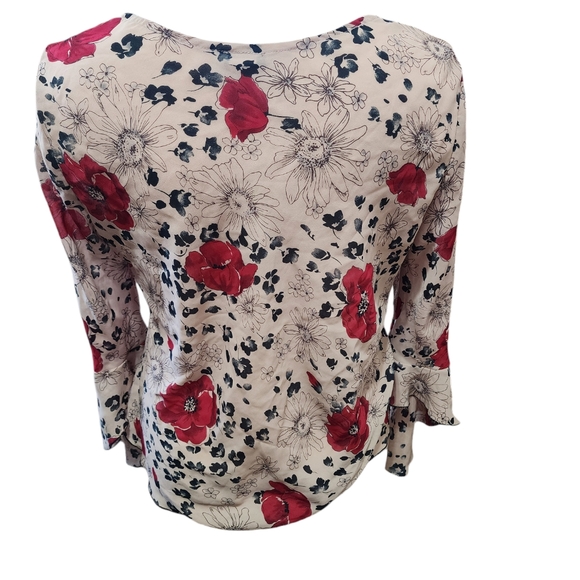 JBX Exclusive Floral Blouse-runs small - Picture 2 of 5